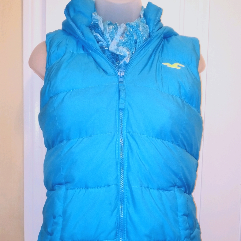 Hollister Hooded Puffer Vest